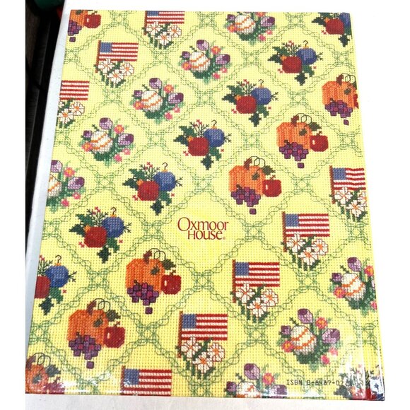 Holidays In Cross-Stitch 1990: The Vanessa-Ann Collection - Picture 2 of 4